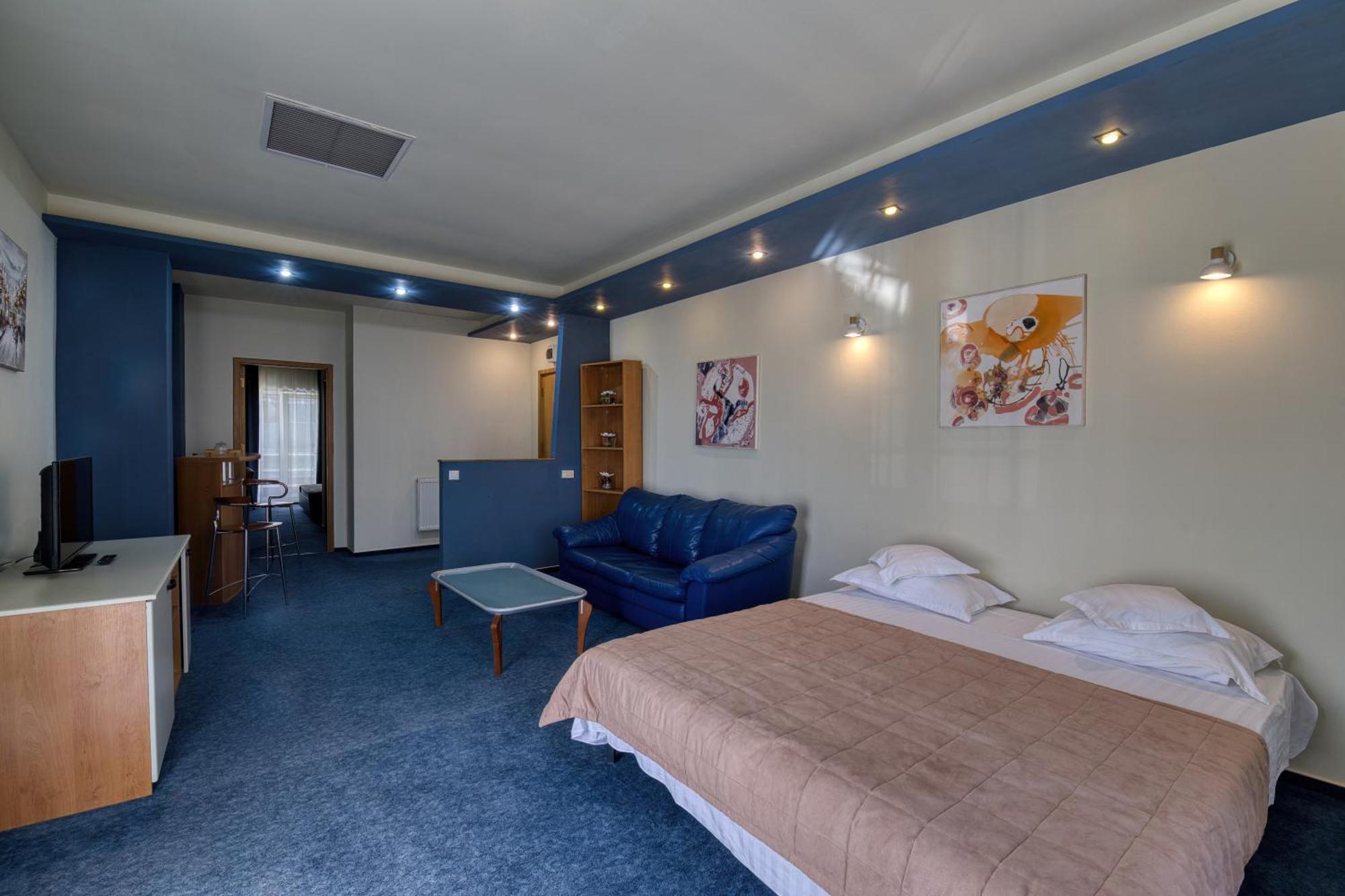 Hotel Torontal Timisoara Bagian luar foto