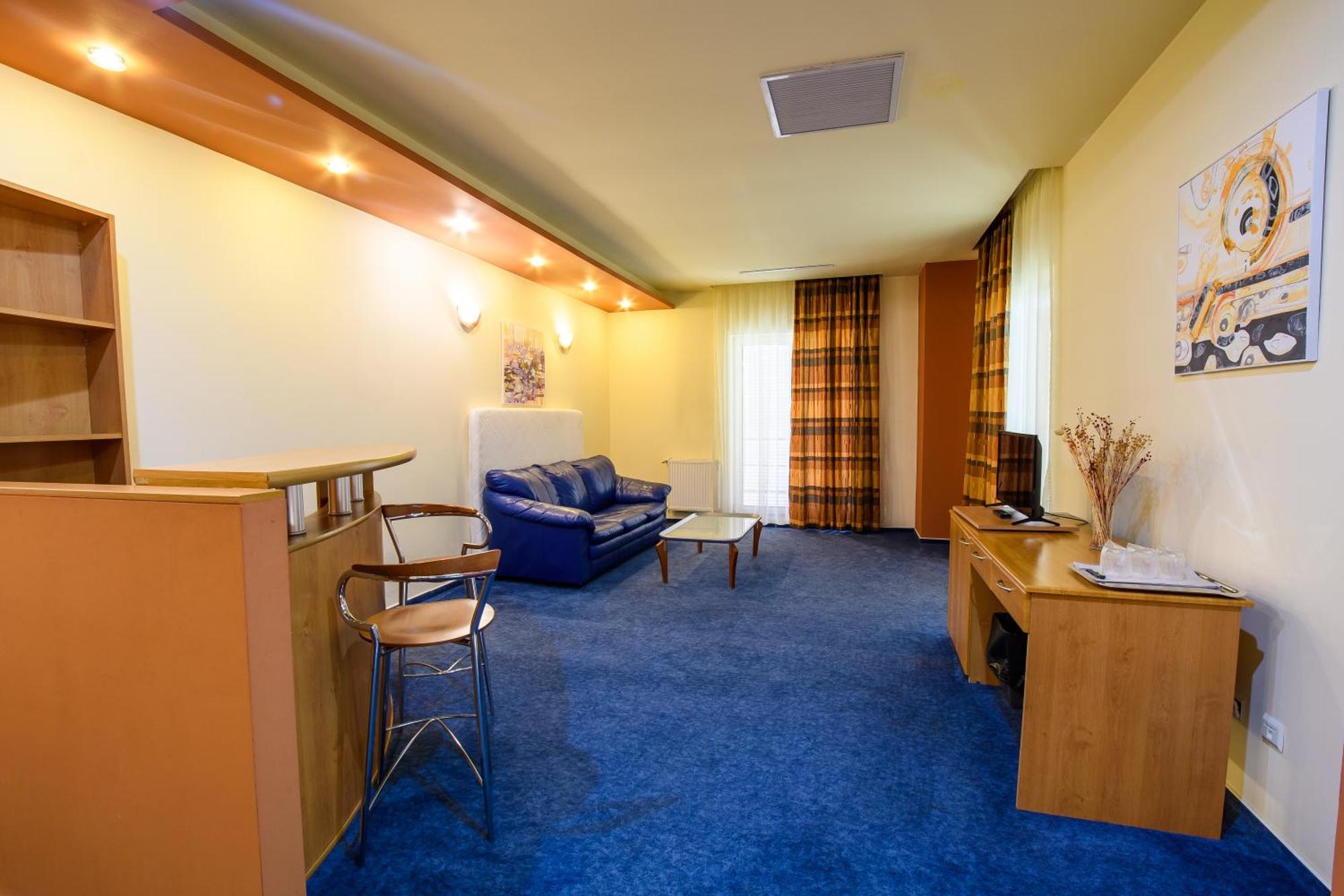 Hotel Torontal Timisoara Bagian luar foto