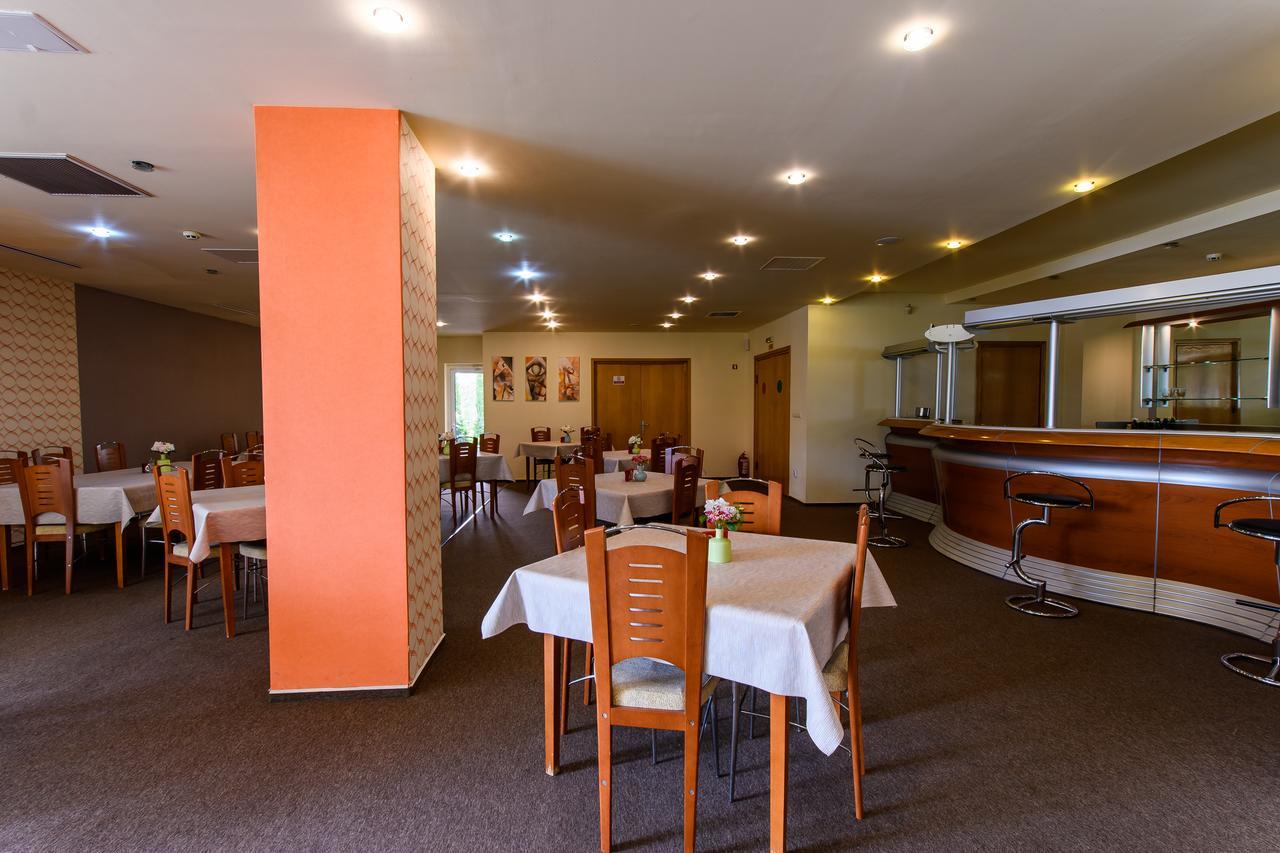 Hotel Torontal Timisoara Bagian luar foto