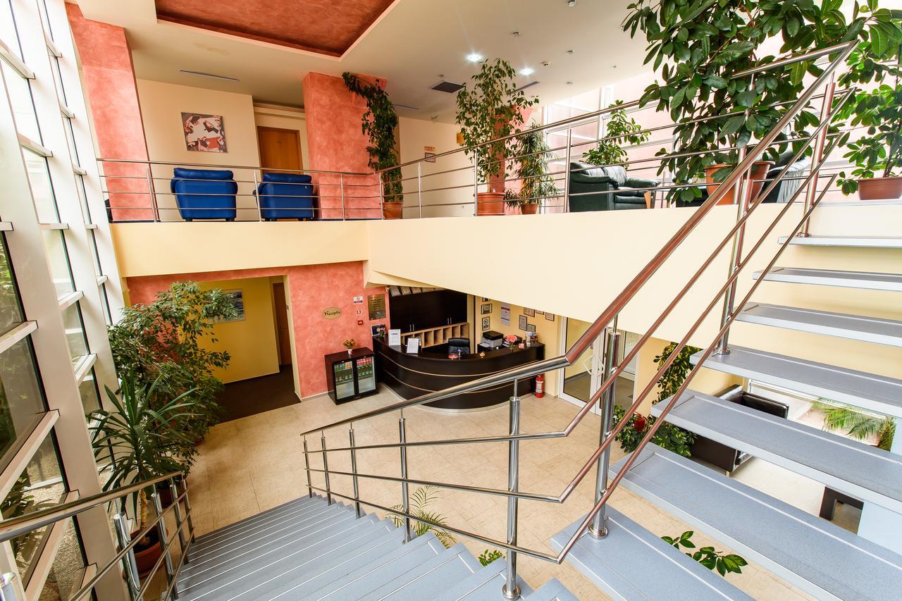 Hotel Torontal Timisoara Bagian luar foto